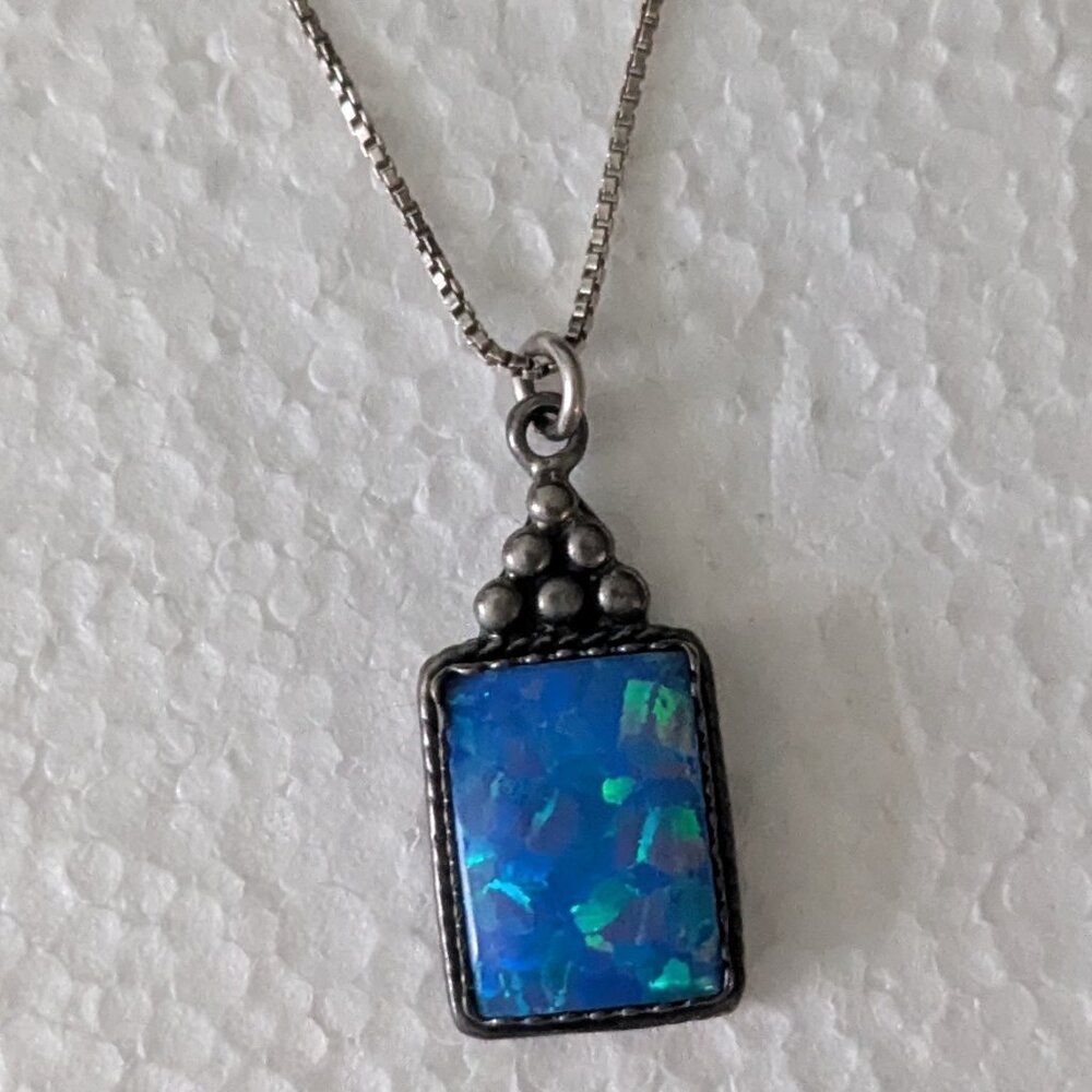 925 Sterling Silver Italy Opal Pendant Necklace & Pierced Earrings - Picture 2 of 6